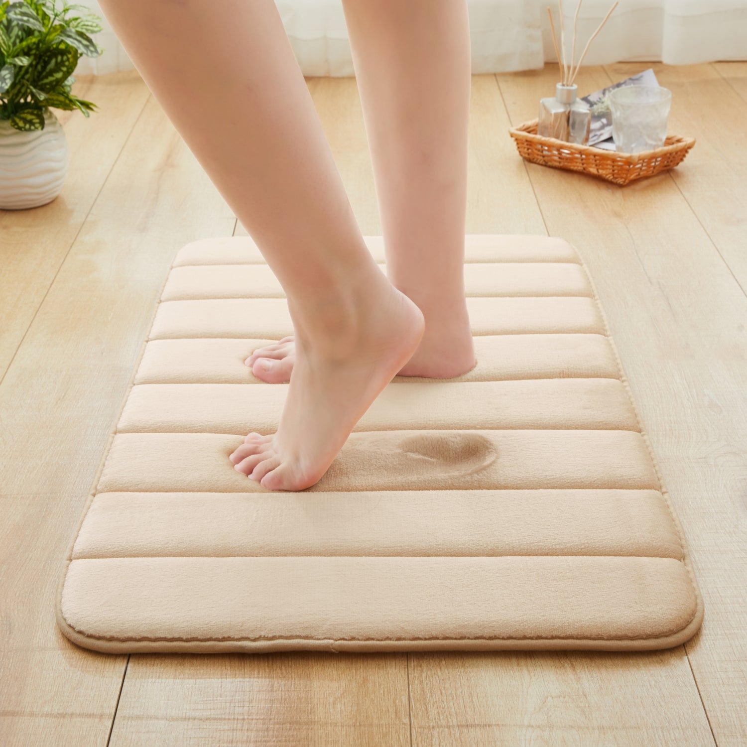 Memory Foam Bath Mat Ultra Absorbent Non-Slip Cream