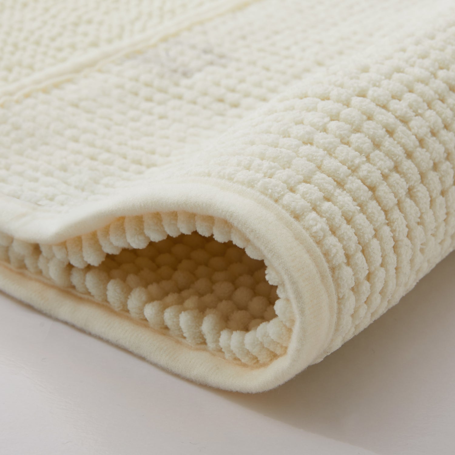 Soft Chenille Bath Mat Thick Absorbent Cream