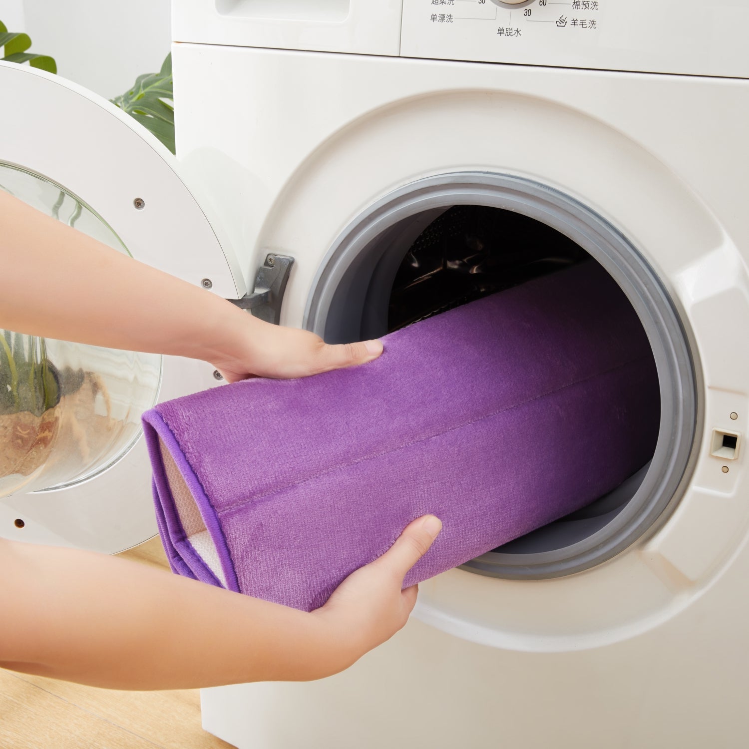 Memory Foam Bath Mat Ultra Absorbent Non-Slip Purple