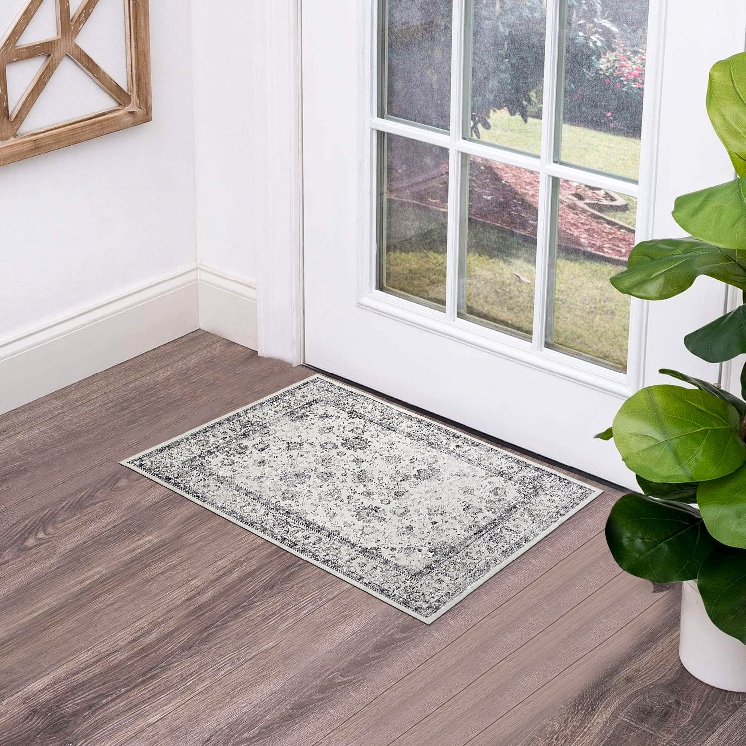 Grey & Ivory Distressed Persian Floral Washable Rug - Traditional All-Over Border Carpet