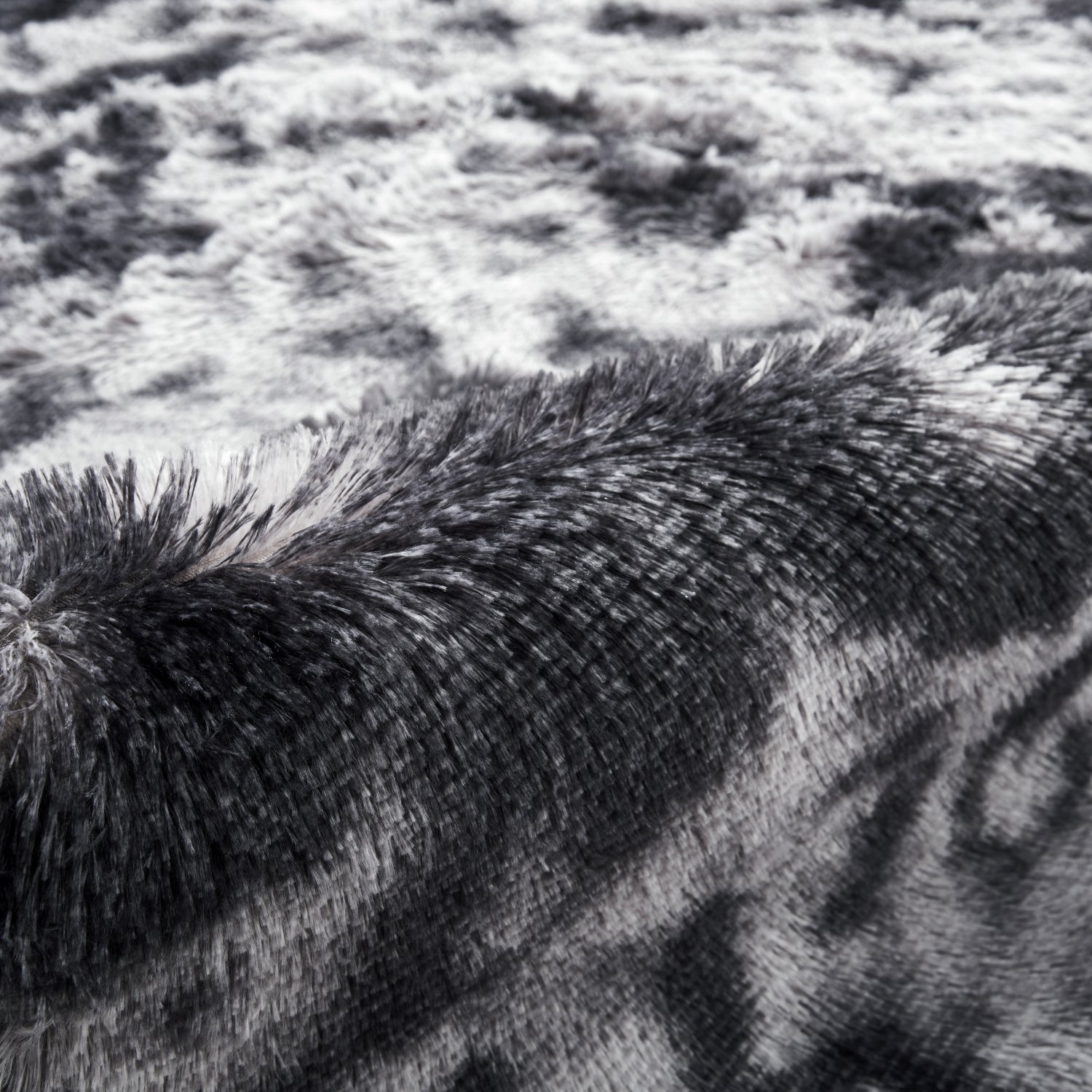 Fluffy Shaggy Rug Grey Tie Dye