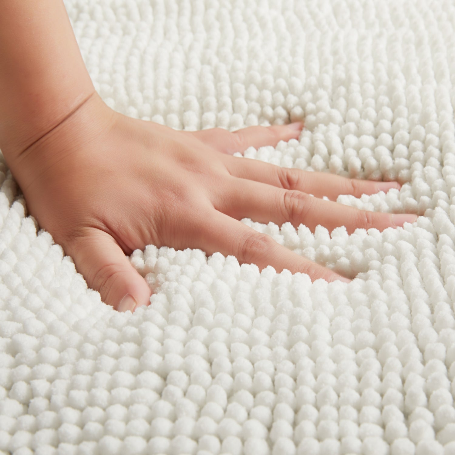 Soft Chenille Bath Mat Thick Absorbent White