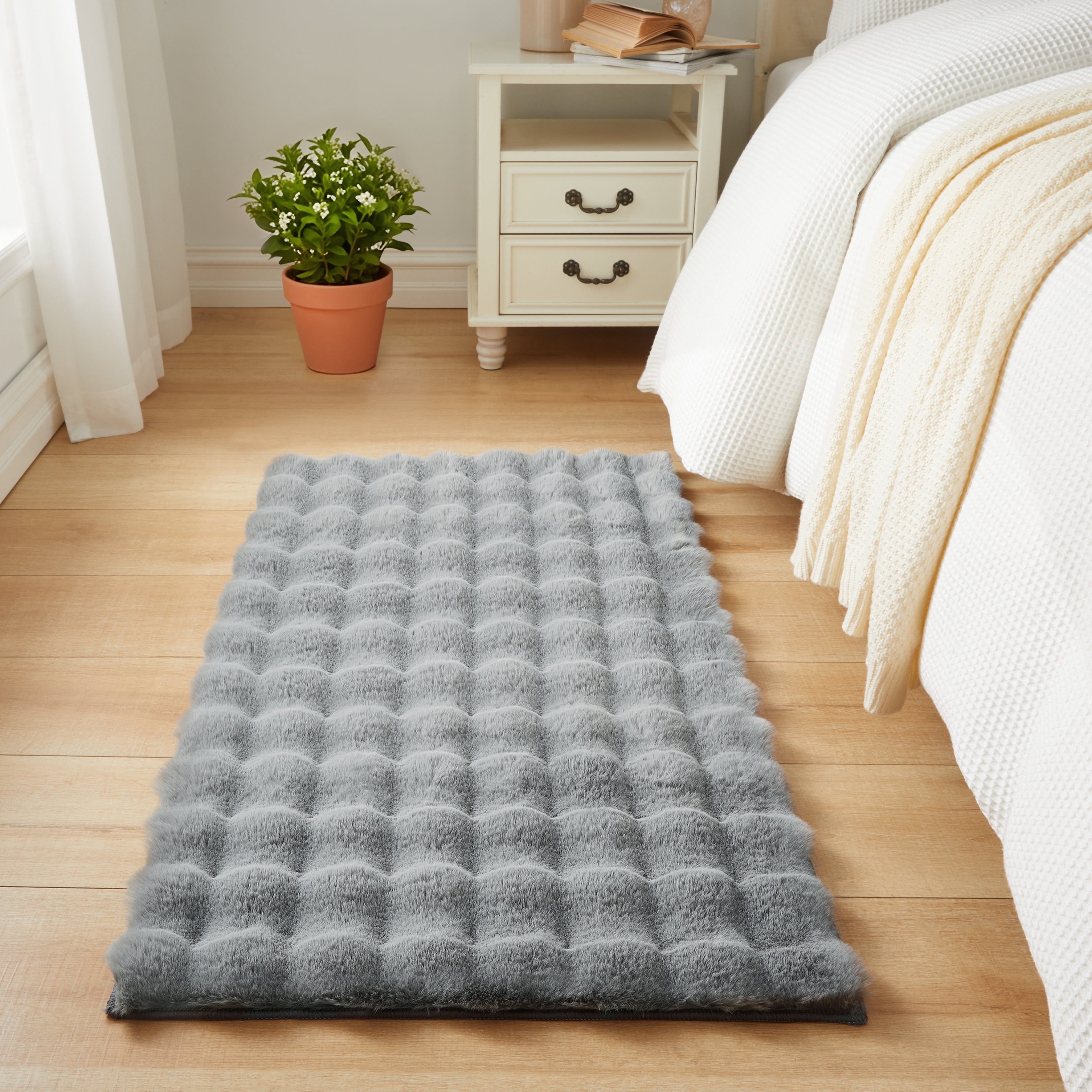 Soft Fluffy Bubble Texture Rug – Modern Faux Fur Area Carpet