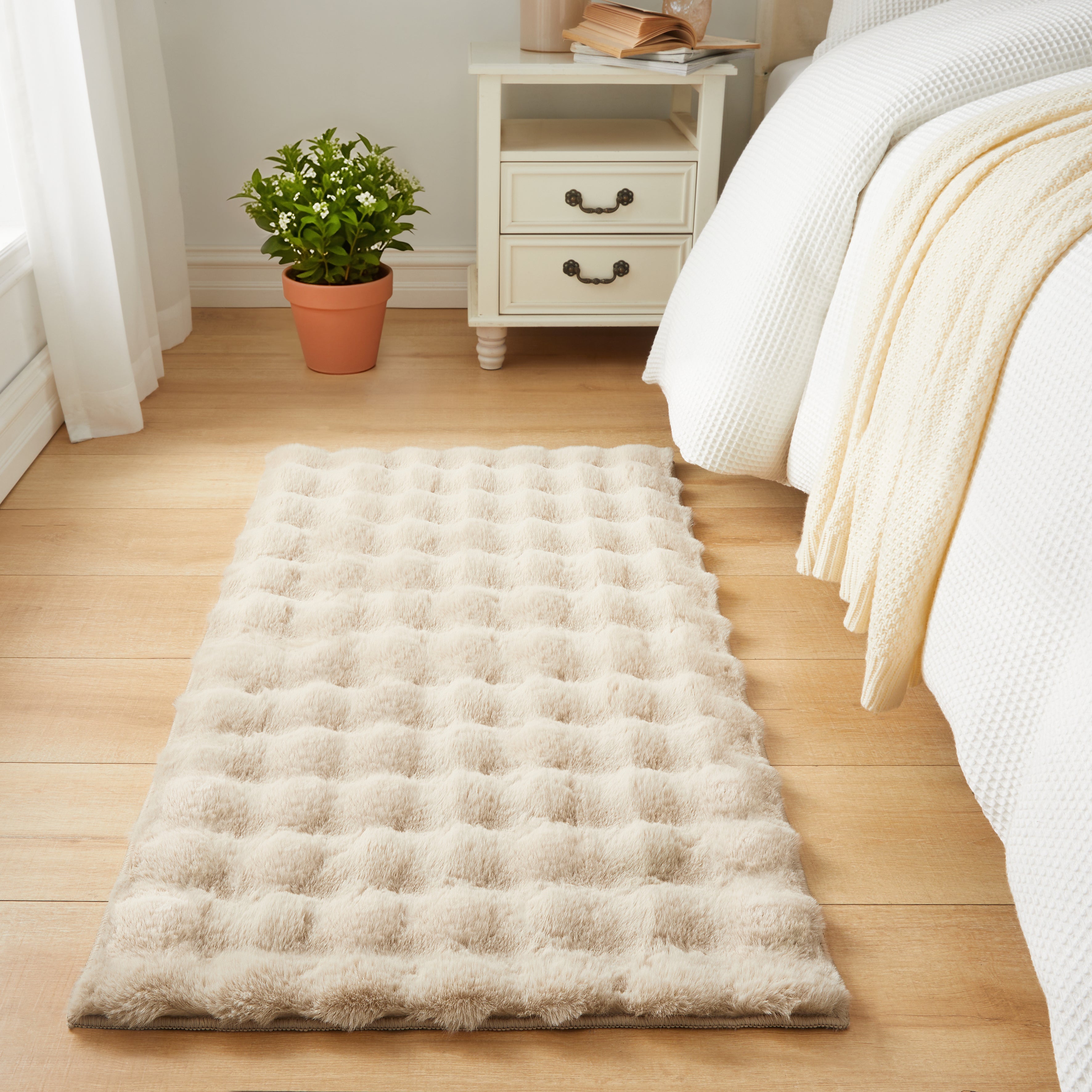 Soft Fluffy Bubble Texture Rug – Modern Faux Fur Area Carpet