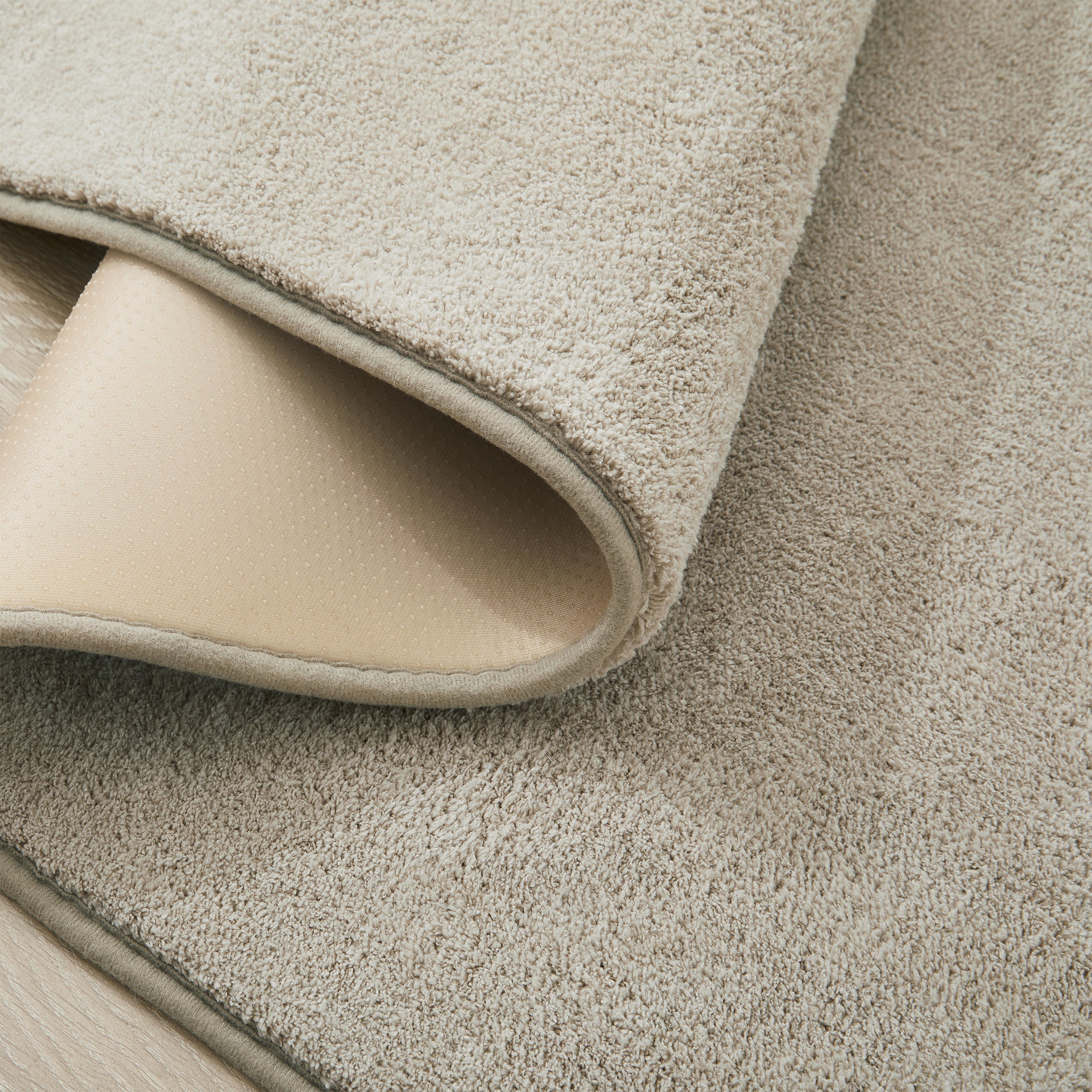 Cosy Fluffy Living Room Rug - Thick & Low Pile Large Area Carpet