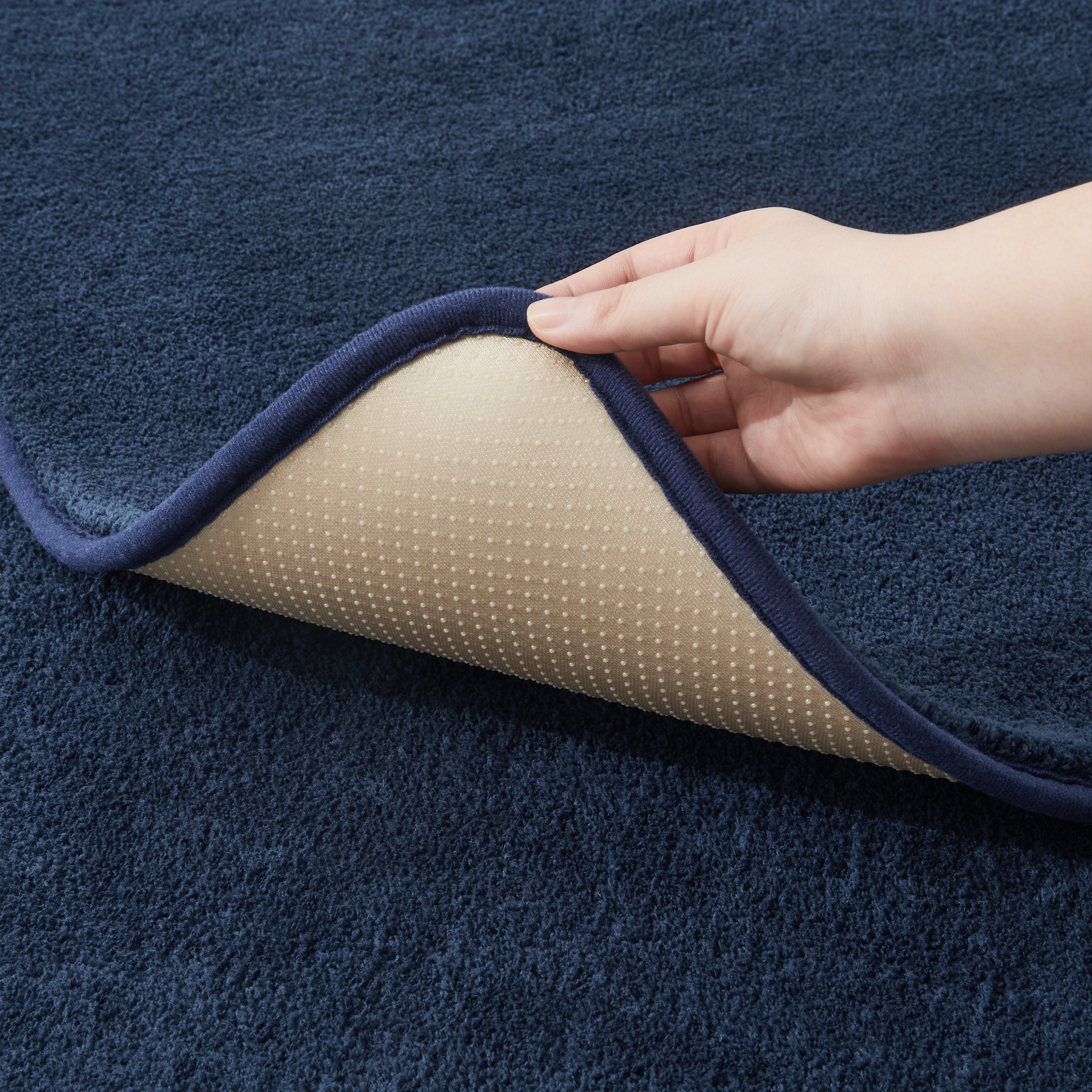 Cosy Fluffy Living Room Rug - Thick & Low Pile Large Area Carpet