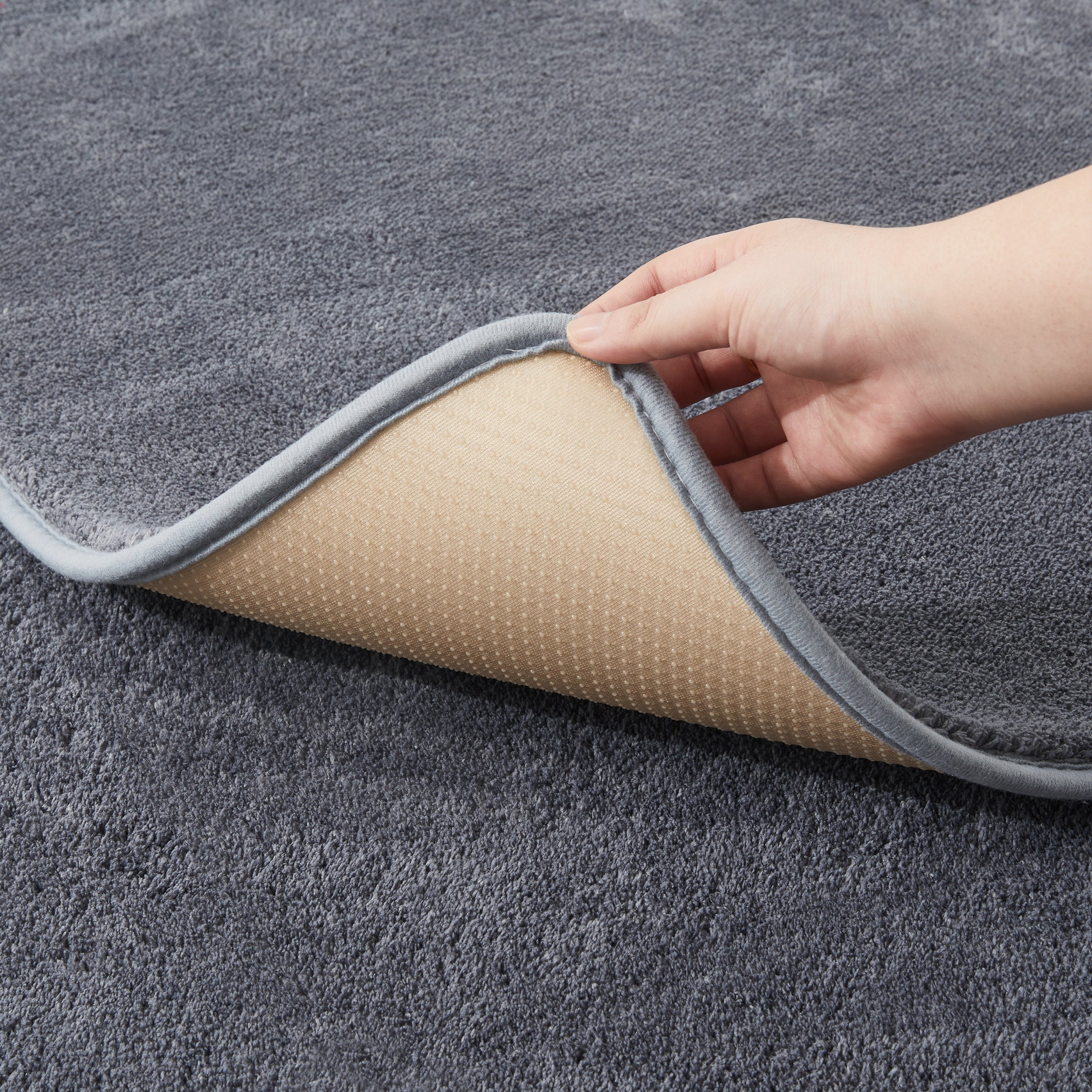 Cosy Fluffy Living Room Rug - Thick & Low Pile Large Area Carpet