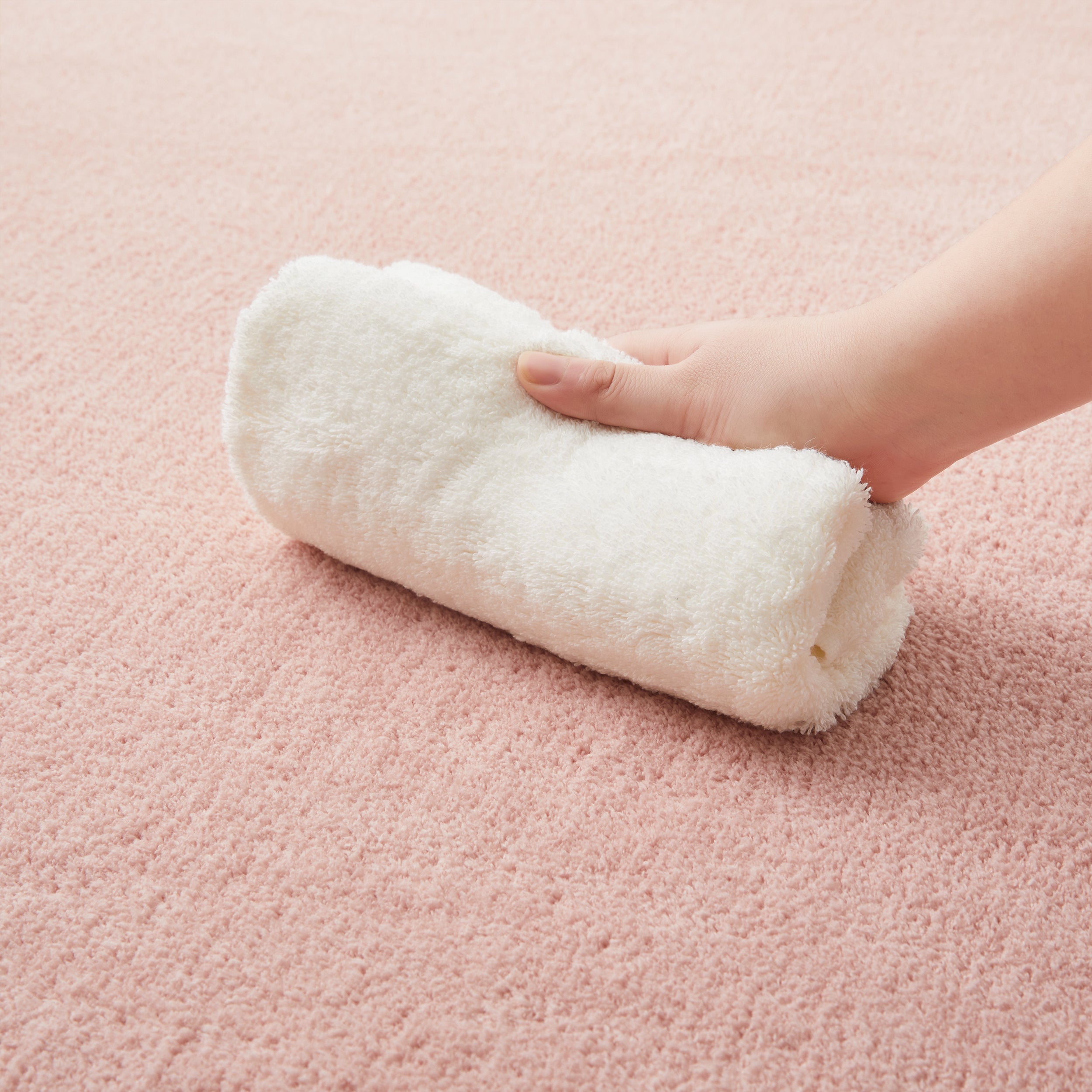 Cosy Fluffy Living Room Rug - Thick & Low Pile Large Area Carpet