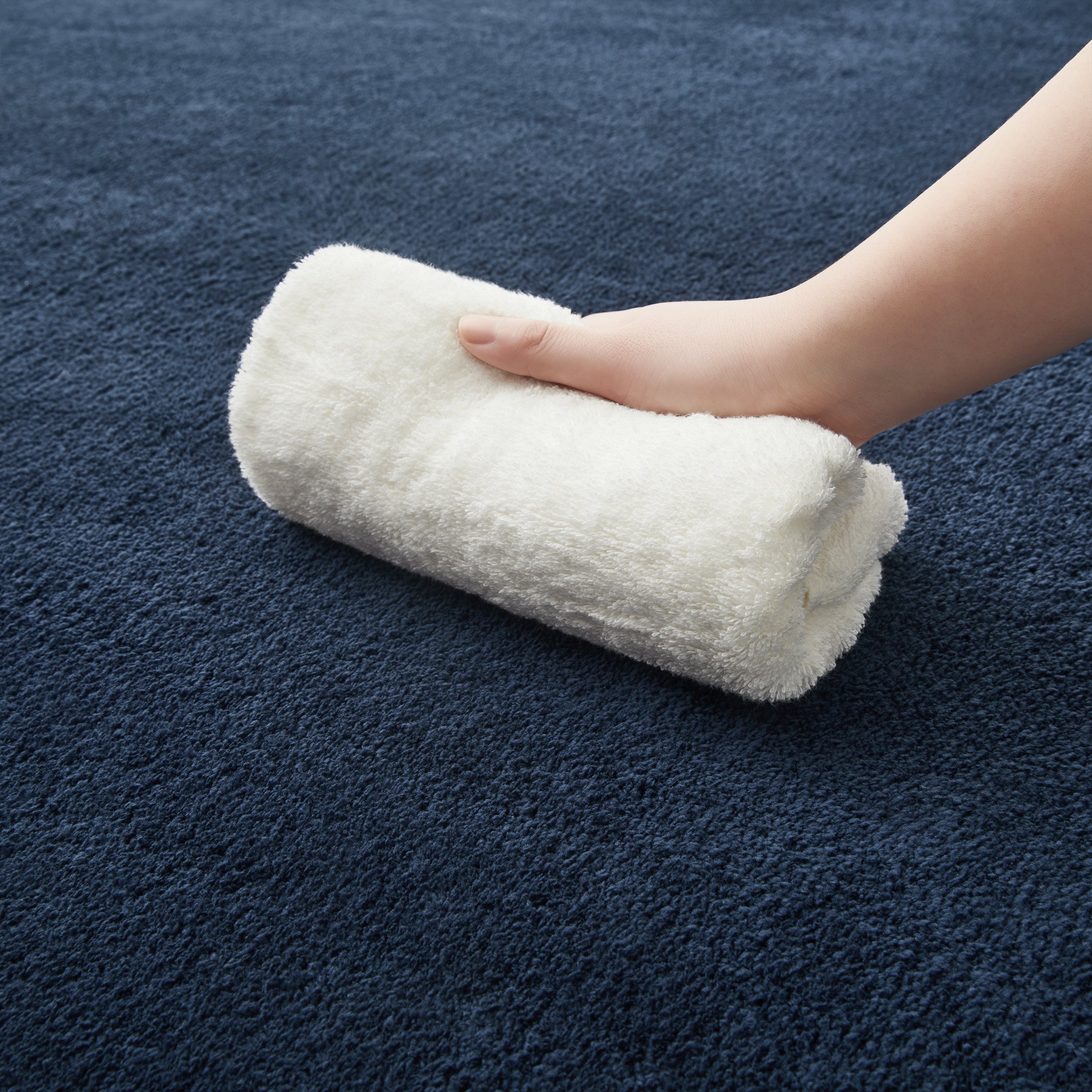 Cosy Fluffy Living Room Rug - Thick & Low Pile Large Area Carpet