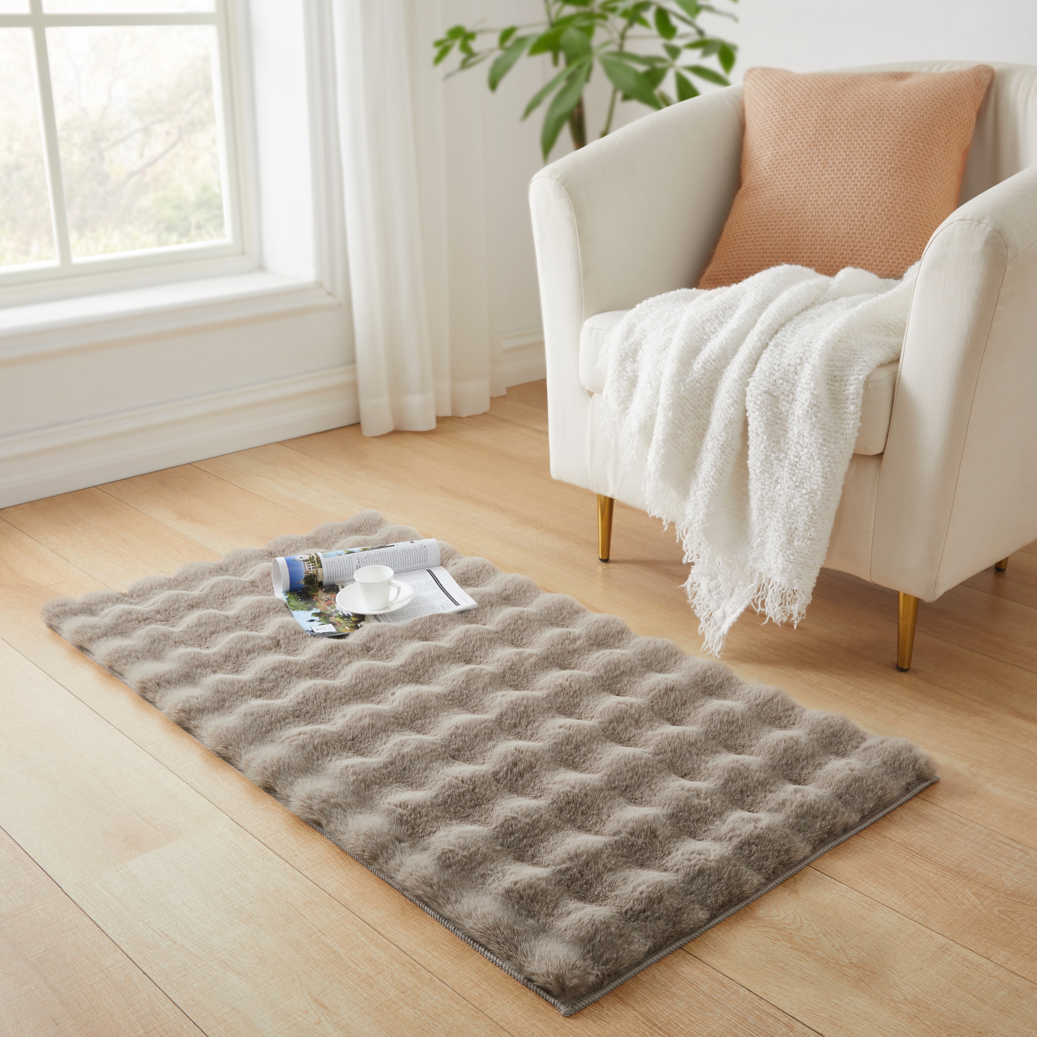 Soft Fluffy Bubble Texture Rug – Modern Faux Fur Area Carpet