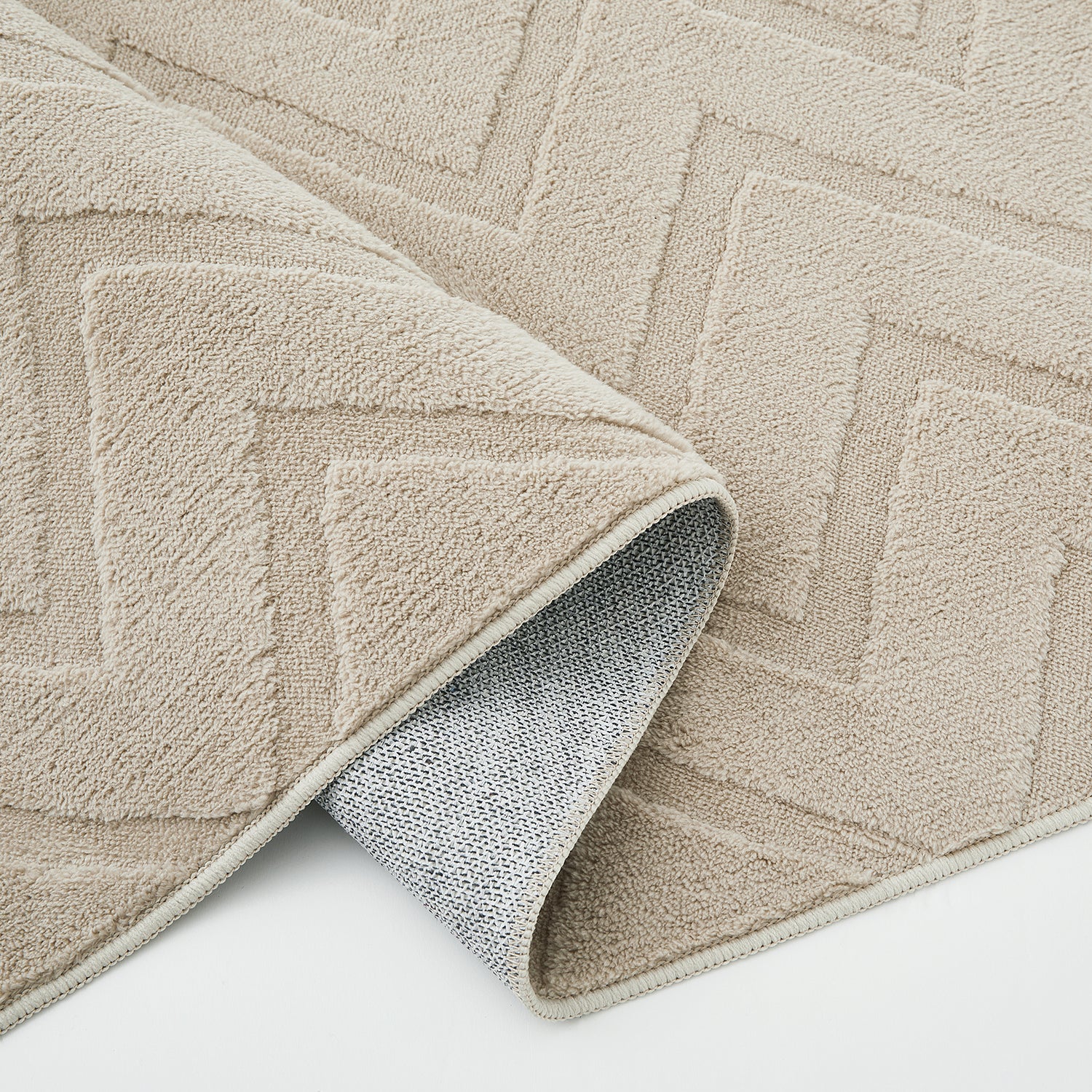 Chevron Zig Zag High-Low Pile Tufted Area Rug