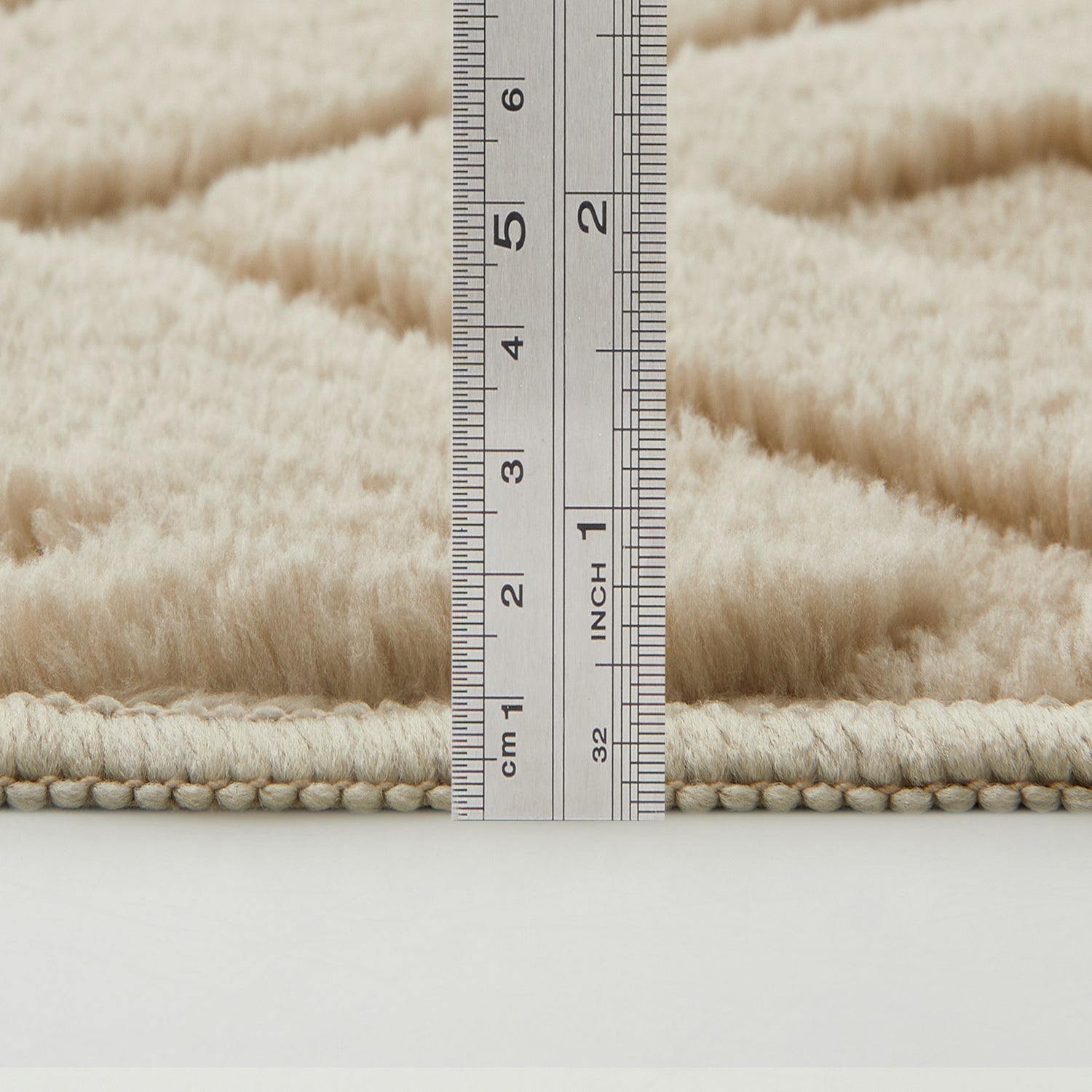 Hollow Square Geometric High-Low Pile Tufted Area Rug