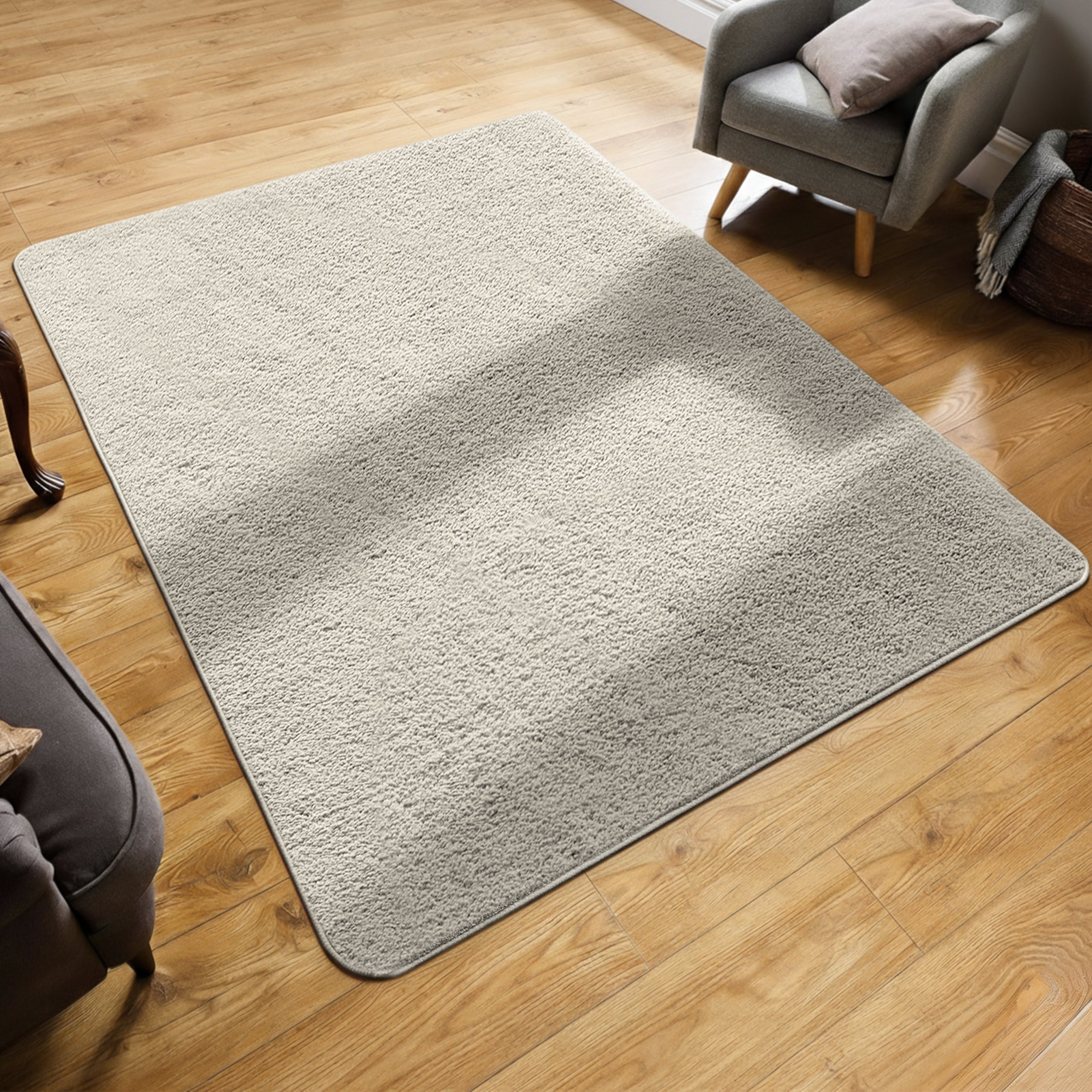Cosy Fluffy Living Room Rug - Thick & Low Pile Large Area Carpet