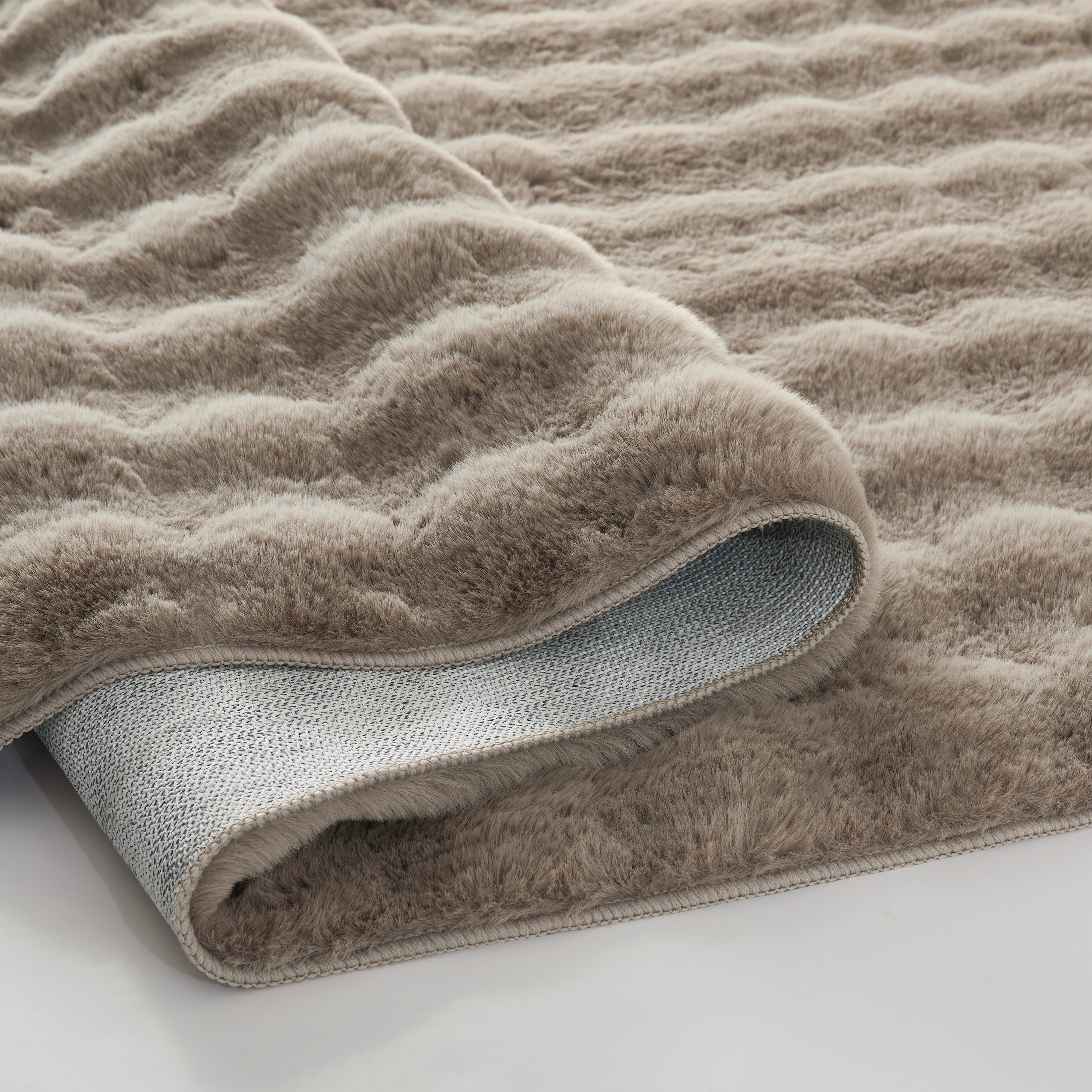 Soft Fluffy Bubble Texture Rug – Modern Faux Fur Area Carpet