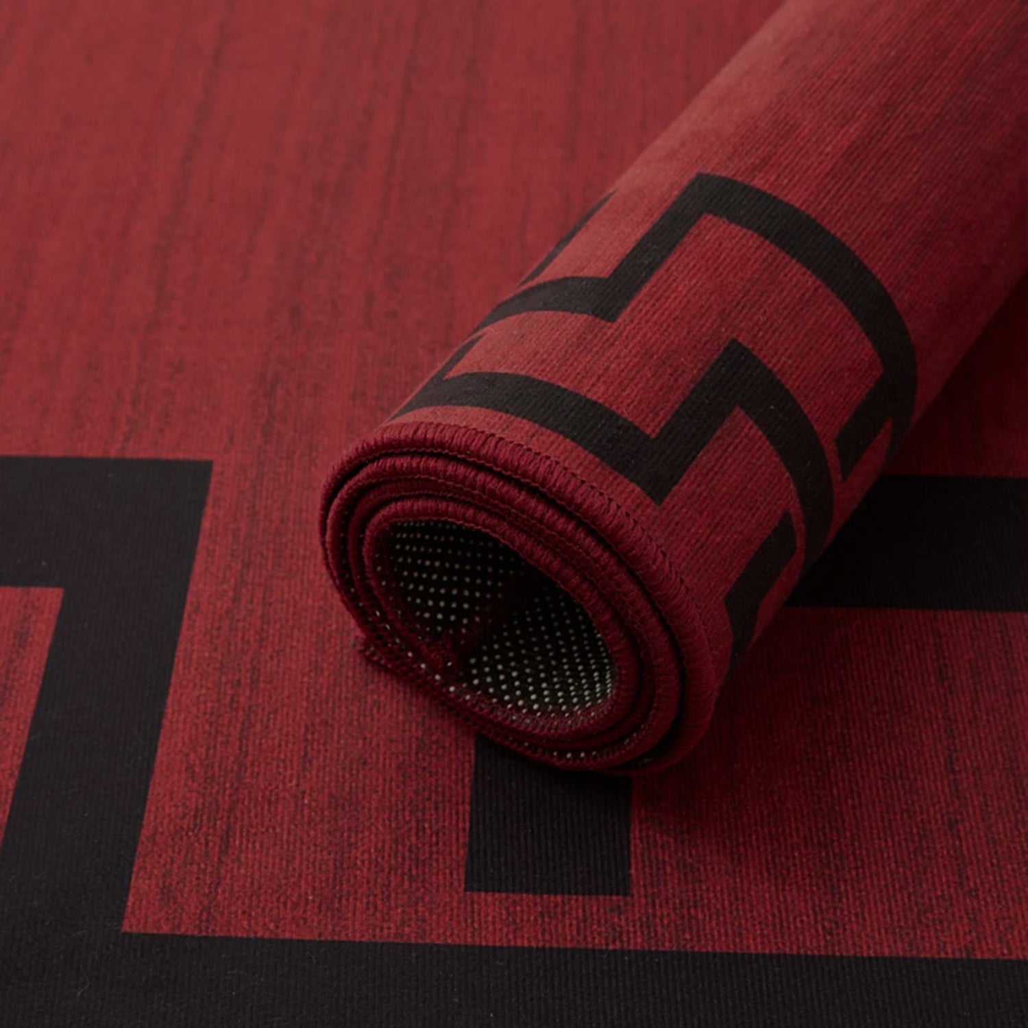 Maroon & Black Greek Key Border Rug - Large Modern Carpet for Hallway & Lounge