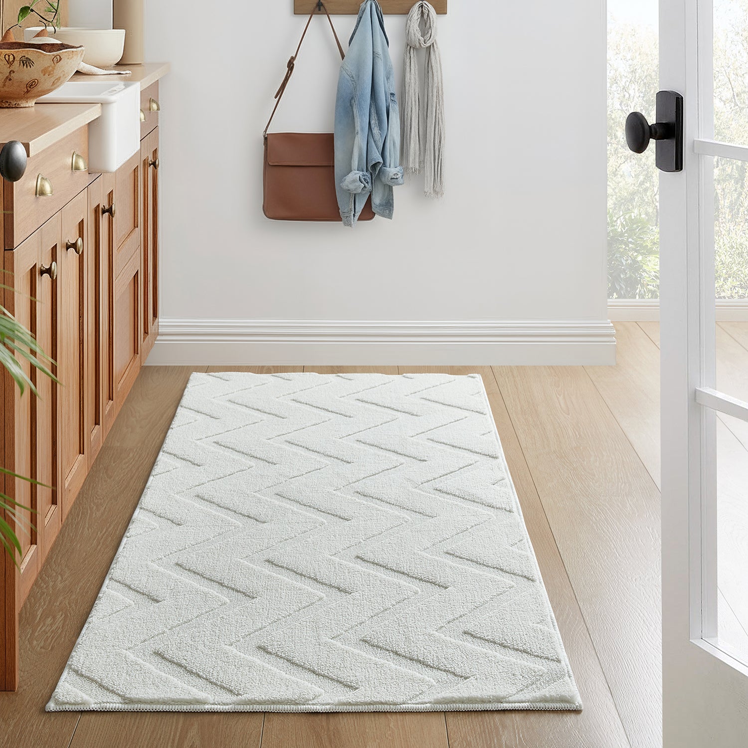 Chevron Zig Zag High-Low Pile Tufted Area Rug