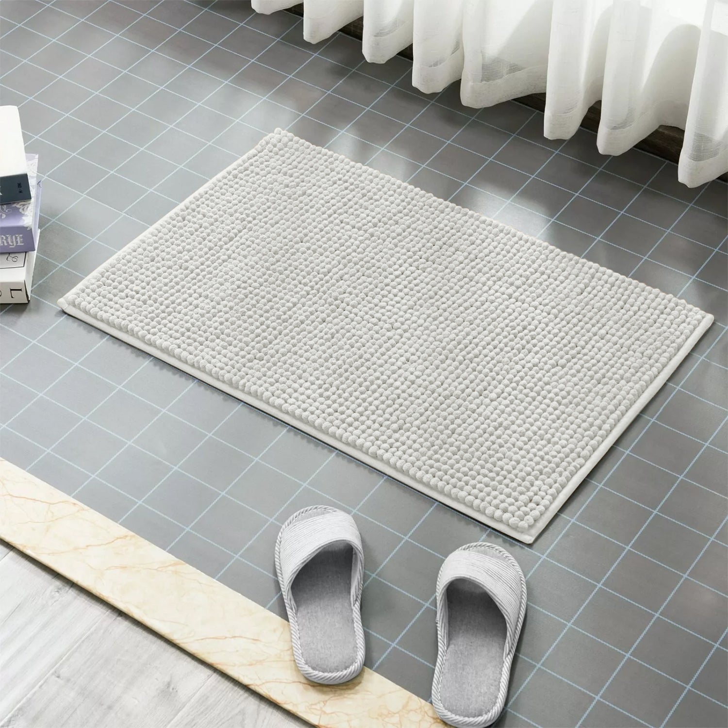 Soft Chenille Bath Mat Thick Absorbent White